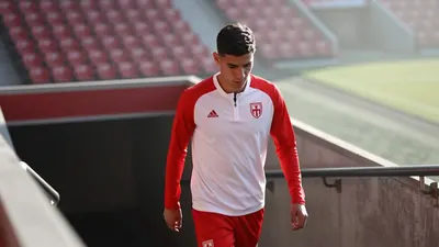 Club Necaxa se quedó con un solo punto tras desperdiciar una ventaja de dos goles en los minutos finales del partido ante...